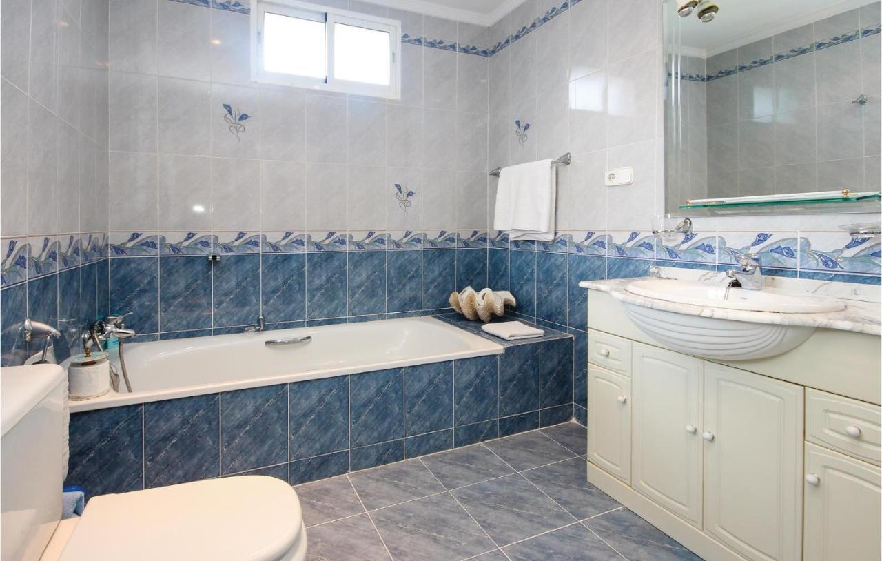 Gorgeous Apartment In Urb El Chaparral With Wifi La Cala De Mijas Esterno foto