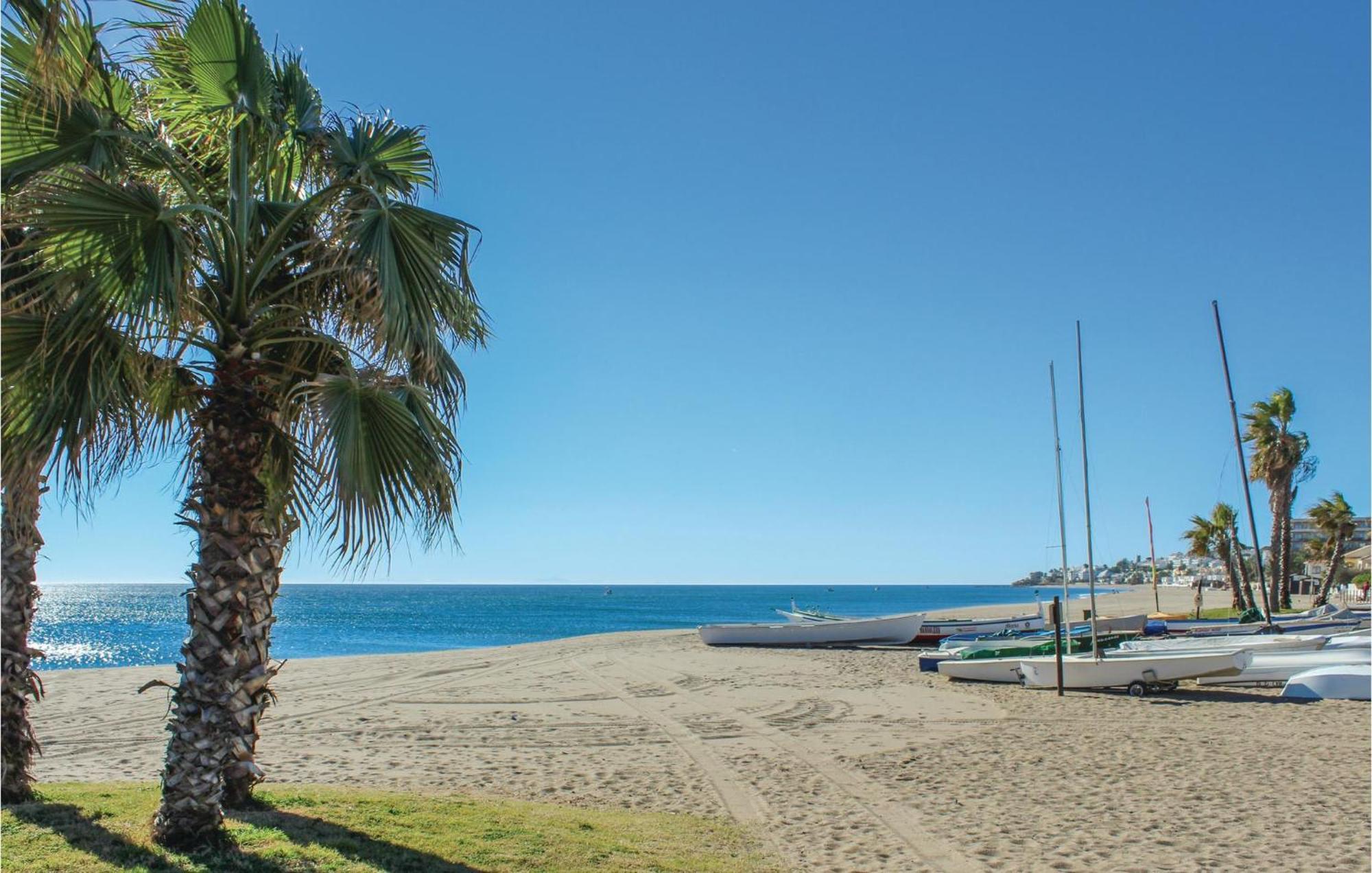 Gorgeous Apartment In Urb El Chaparral With Wifi La Cala De Mijas Esterno foto